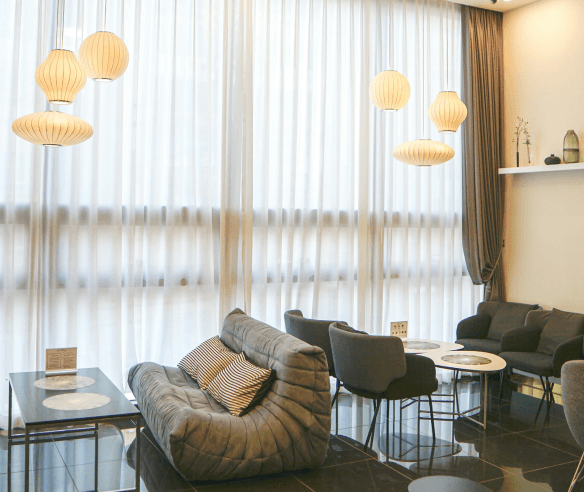 Cortinas Sob Medida: Como Escolher o Tecido Ideal para Cada Ambiente